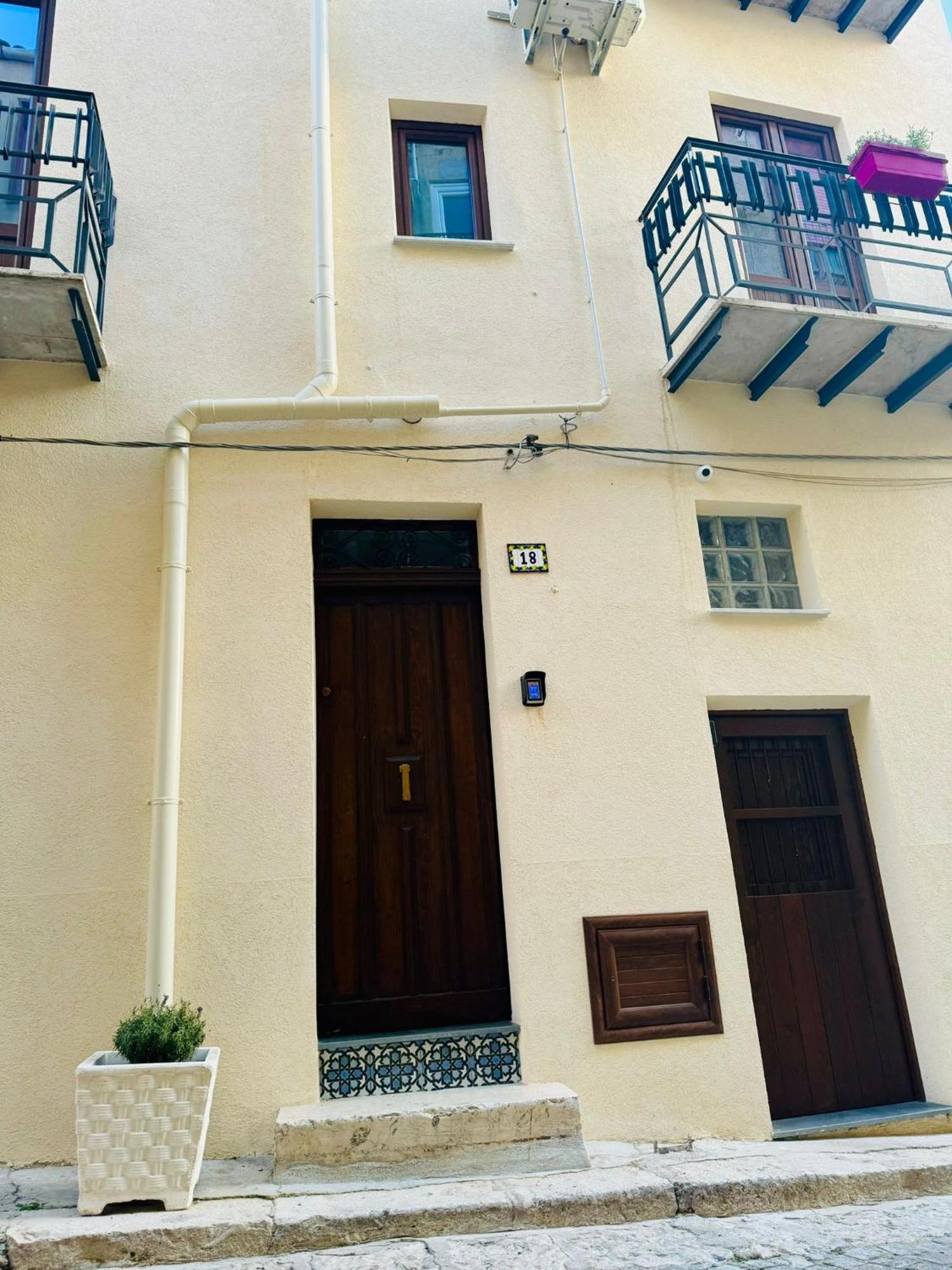 Corleone Home Exterior photo